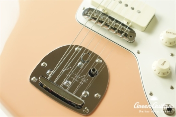 2021 Collection Made in Japan Hybrid II Jazzmaster - Flamingo Pink